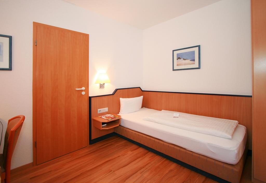 Hotel Ambiente Lich Екстер'єр фото
