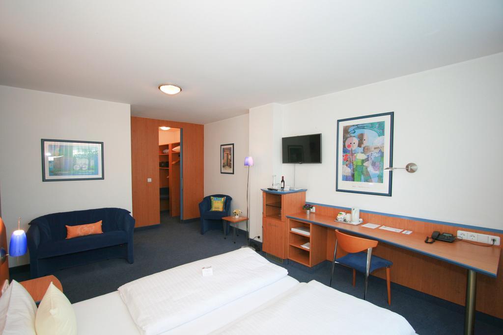 Hotel Ambiente Lich Екстер'єр фото
